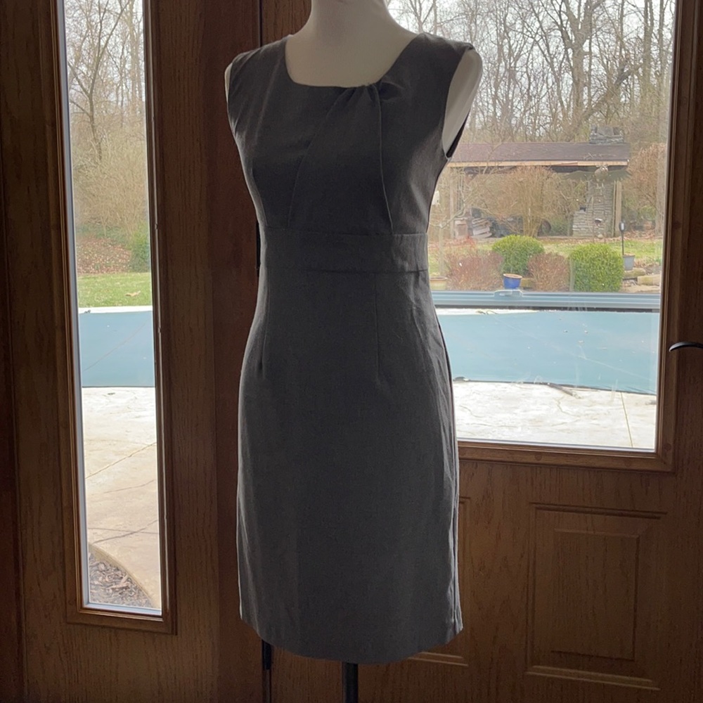 Wasson Sleeveless Grey Career Pencil Dress